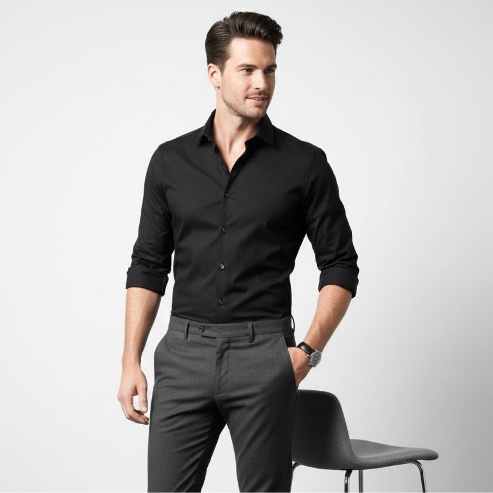 Michael Kors Classic Slim Fit
Button-Down Black Dress Shirt